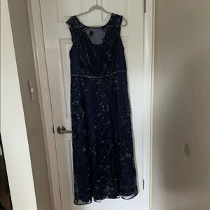 Emma street Elegant Navy Blue Evening Gown